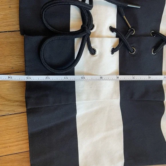 H&M Bandeau Crop Top Large Black And White Lace Front Excellent Condition - Picture 11 of 11